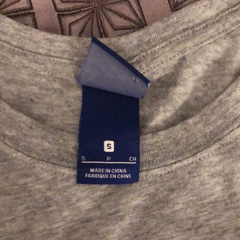 Nike tee - Picture 2 of 2